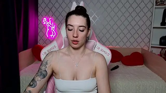 Show de Curious_Lily na webcam