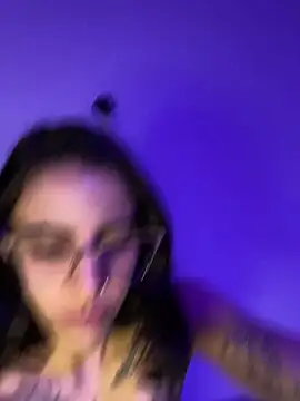 Poison_Ivy_29のライブXXXチャット