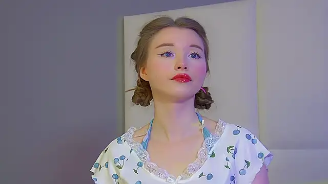 Онлайн чат XXX KeiraAsti