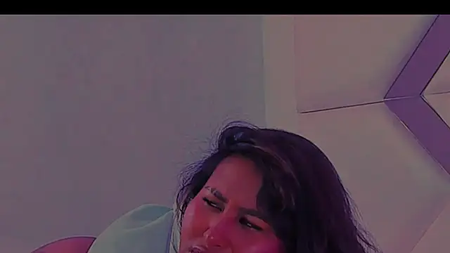 StormyButty18 webcam show