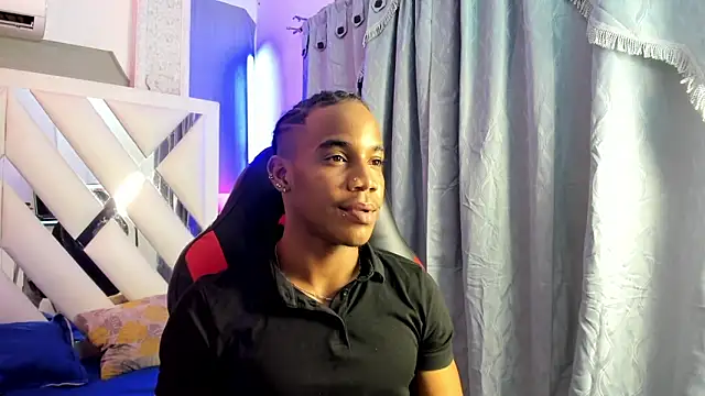 axel_silva4's Live XXX Chat