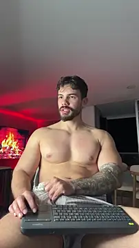 Valenthino_Salvatore's Webcam Show