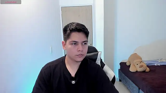Asta_YunoXXX Show Webcam