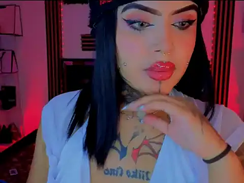 LauriInk1 Live XXX-Chat