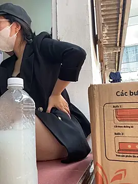 Rose-Public's Live XXX Chat