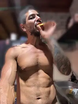Show modela Warrior_Gape na web-kameri