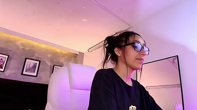 celeste_bm_n Live XXX chat