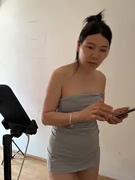 xiiuuff18 লাইভ XXX চ্যাট