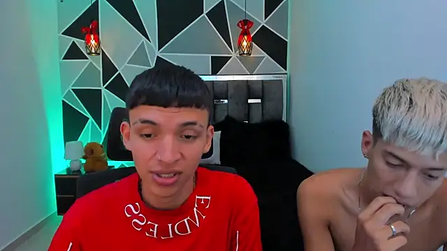 Pertunjukan Kamera Web Juan_Nd_Steven