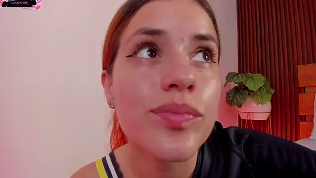 alliss_ginger_ élő XXX-chatje