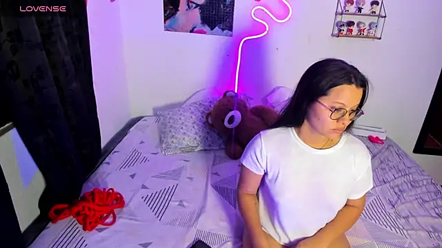 Dilan_and_Mia Show Webcam