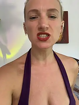 XXX chat uživo modela UmaTruewoman