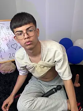 Asher_Young Webcam show