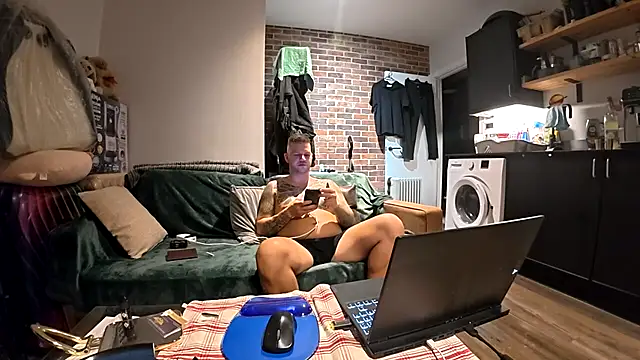 Živý XXX chat BalkanLoveConnection