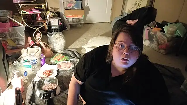 ChubbiGhostiii's Webcam Show