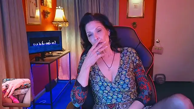 Chat +18 de Jujutopia ao vivo