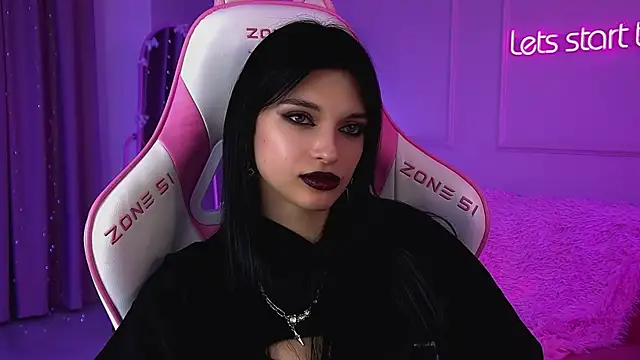 BeverlyMost's Live XXX Chat