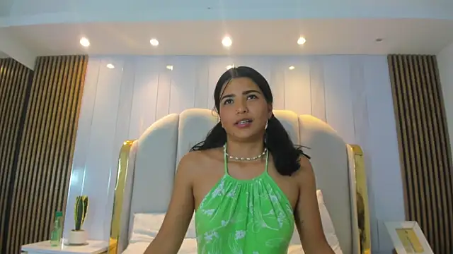 Pertunjukan Kamera Web Hana_Queen_