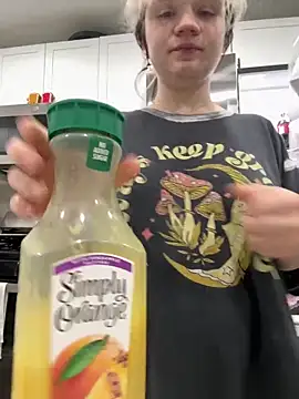 Cutiepiespanks' Live XXX Chat