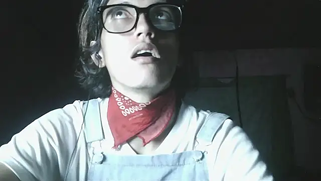 cherryuwu Webcam-Show