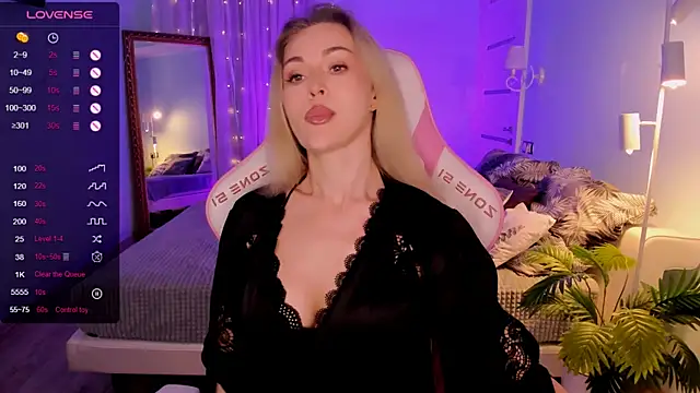 AdeleRoberts Live XXX Chat