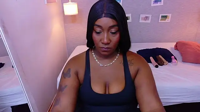Chatroom XXX en direct de kiara_evanss