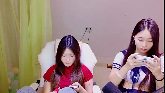 Xiongchumo1120 网络视讯表演