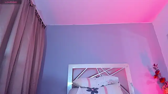 Celestte_w élő XXX-chatje