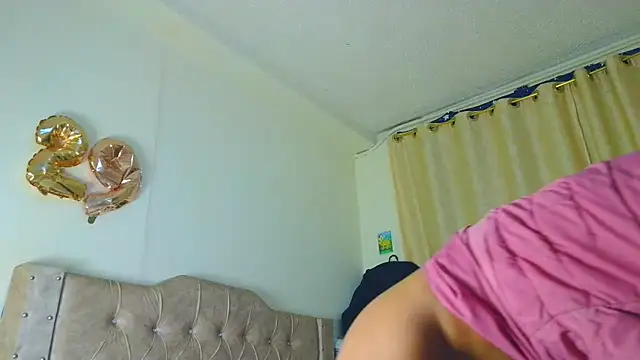 Samary_thomas' Live XXX Chat