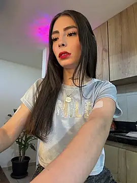 Camistar18 Adlı Modelin Canlı XXX Sohbeti