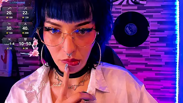 BlueElyxra webcam show