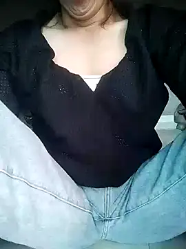 Suki-ki 网络视讯表演