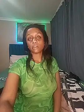 Czat XXX na żywo  – Queen-Chocolate