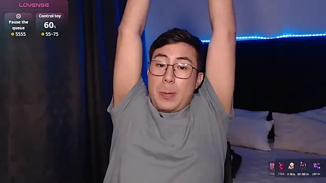 andrewmhilton_ 网络视讯表演