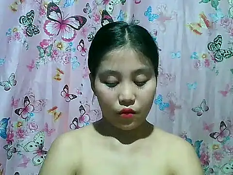 Chat XXX en directo de SexyAsianPussy4u