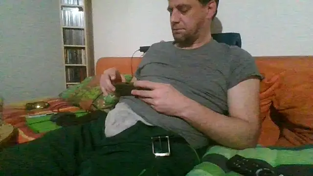 bullishgreenJan's Webcam Show