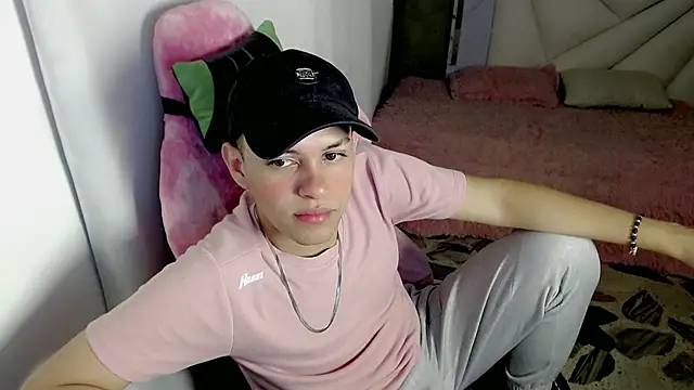 Вебкам-шоу Top_and_bottom