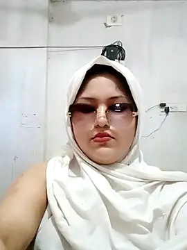 Nusrat-N – webcam-show
