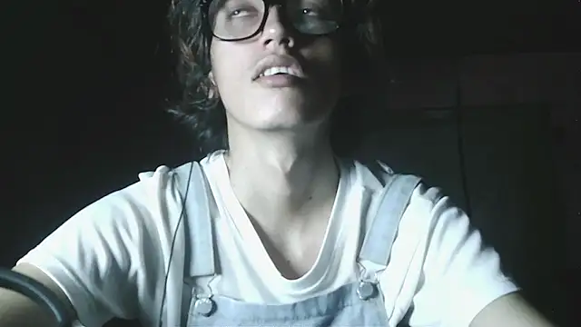 cherryuwu Webcam Show