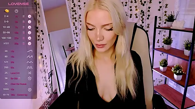 AnyaTaylor_ লাইভ XXX চ্যাট