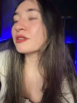 Sophie_LS Adlı Modelin Canlı XXX Sohbeti