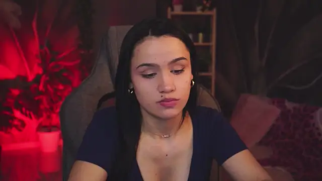 MonicaFarmer Live XXX-chat