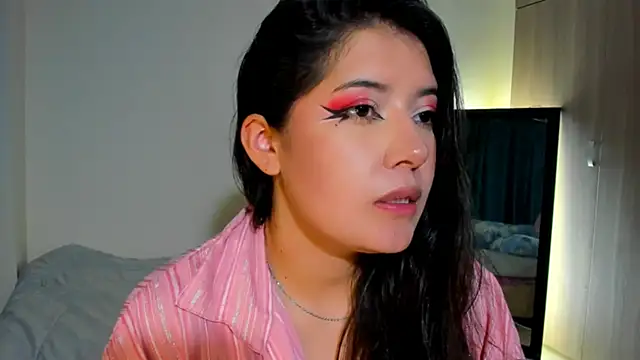 Chatroom XXX en direct de x_Adeline_