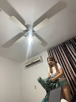baddieasiantv's Live Chat Room