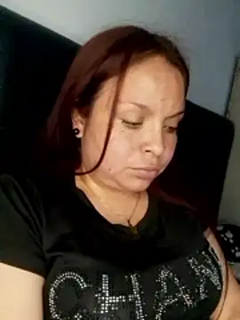 Chat +18 de Lina19_93 ao vivo