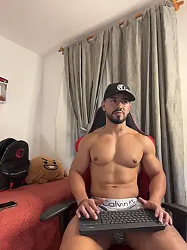 Ezzio_Scolaro 라이브 XXX 채팅