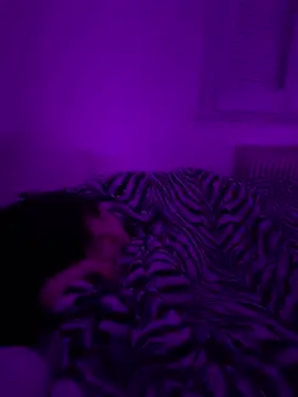 XXX chat uživo modela cherryxxox