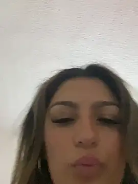 BellaViolet Chat XXX live