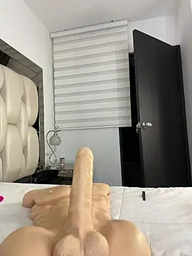 Živý XXX chat ALISSON_FOXXX1