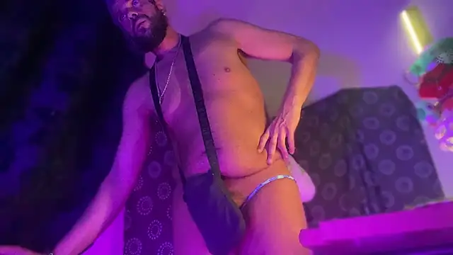 Guyst049 – Naživo XXX chat